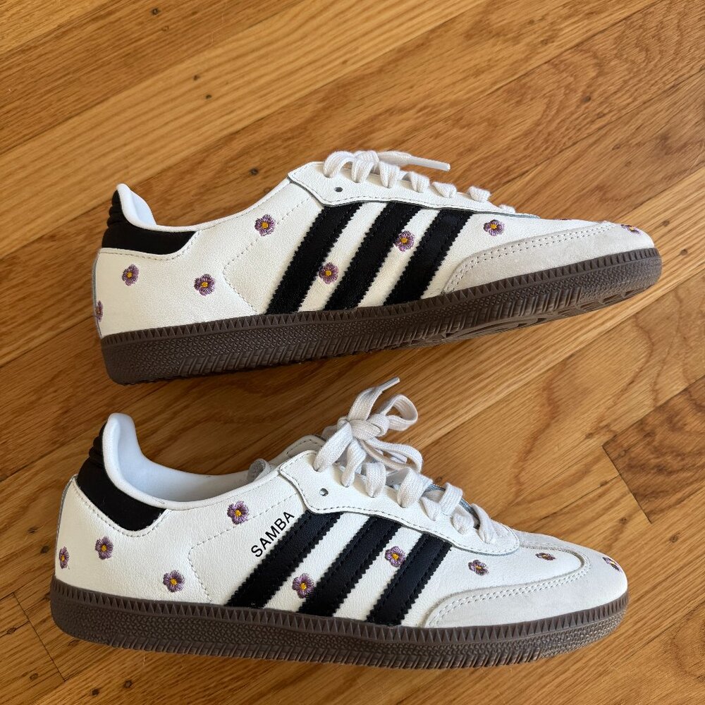 Adidas Samba Light Purple Floral Size: 7.5
